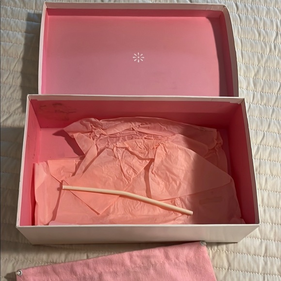 Isaac Mizrahi Pink Storage Pouch - Picture 6 of 9